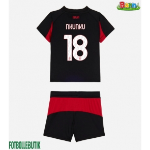 AC Milan Christopher Nkunku #18 Hemmaställ Barn 2025-26 Kortärmad (+ Korta byxor)